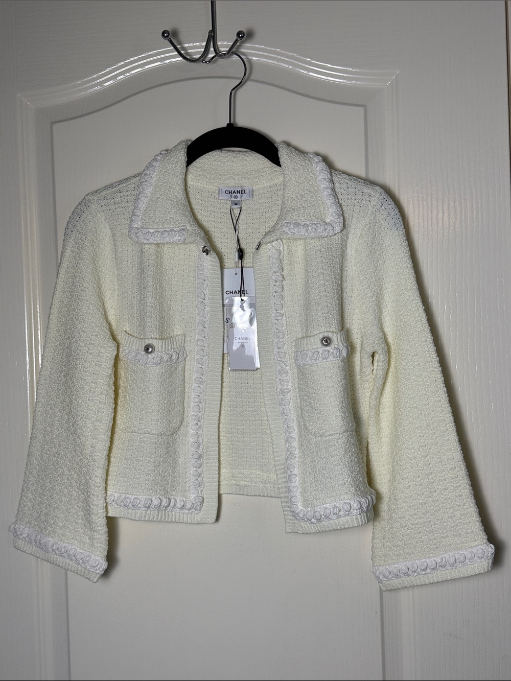 ✨NEW ✨CHANEL OFF WHITE CARDIGAN